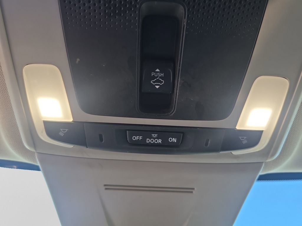 Used 2022 Honda Civic EX image 28