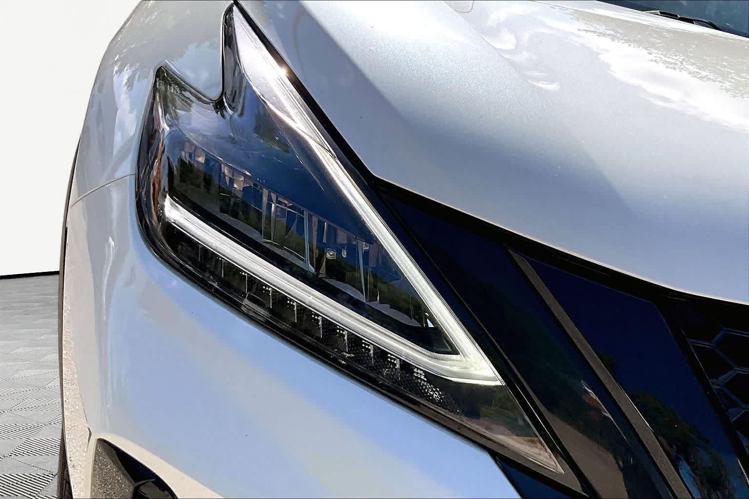 Used 2024 Nissan Murano SV w/ SV Midnight Edition Package FWD image 46