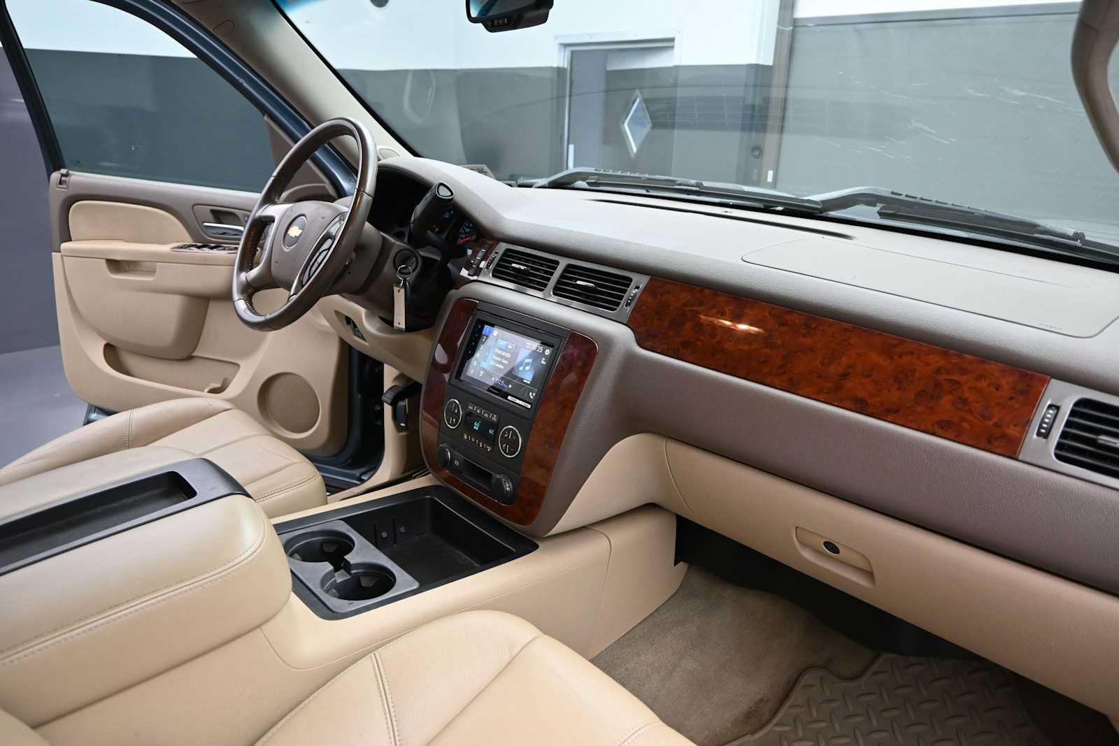 Used 2012 Chevrolet Silverado 3500 LTZ AWD/4WD image 29