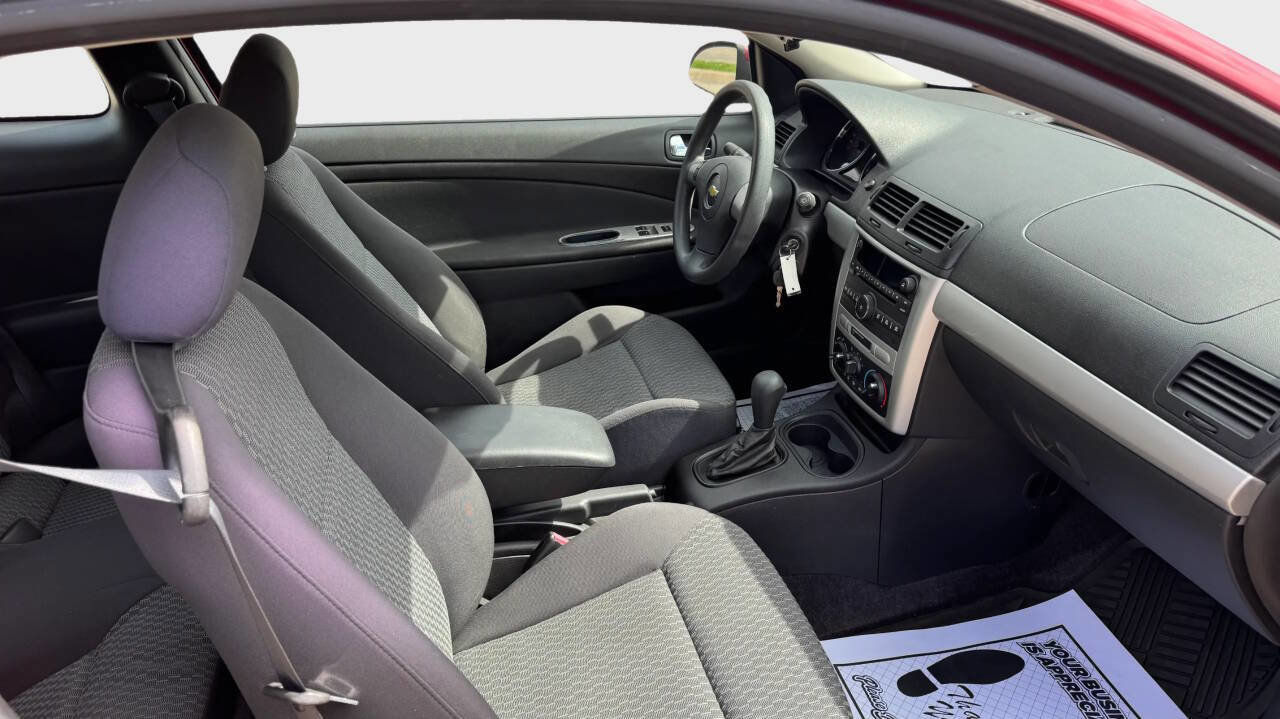 Used 2010 Chevrolet Cobalt LT image 14