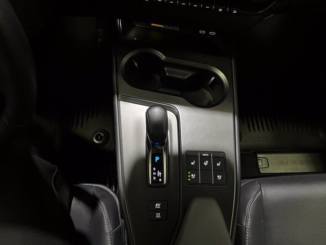 Used 2025 Lexus UX 300h AWD w/ Cold Area Package image 23