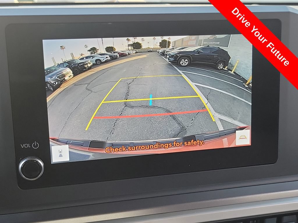 Used 2025 Toyota Tacoma TRD Sport AWD/4WD image 9