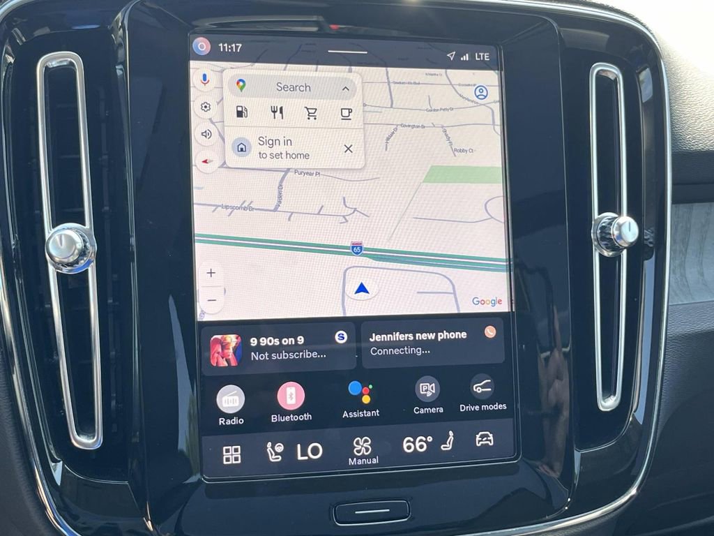 Certified 2025 Volvo XC40 B5 Core w/ Protection Package Premier image 34