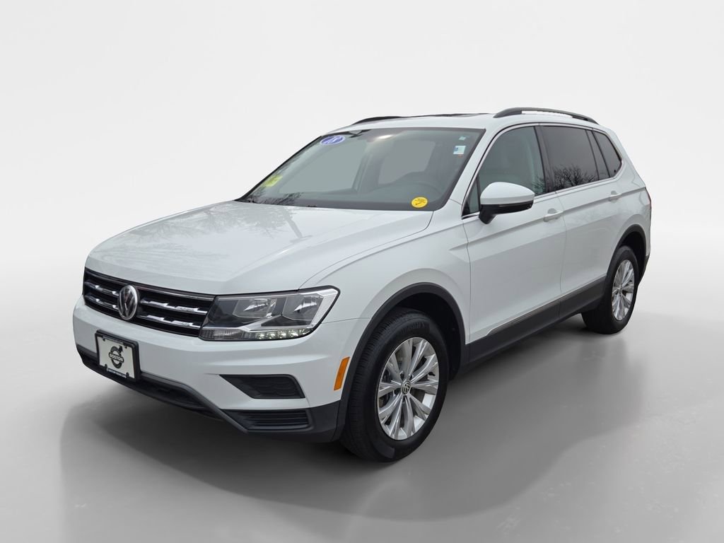 Used 2018 Volkswagen Tiguan SE w/ Panoramic Sunroof Package image 35