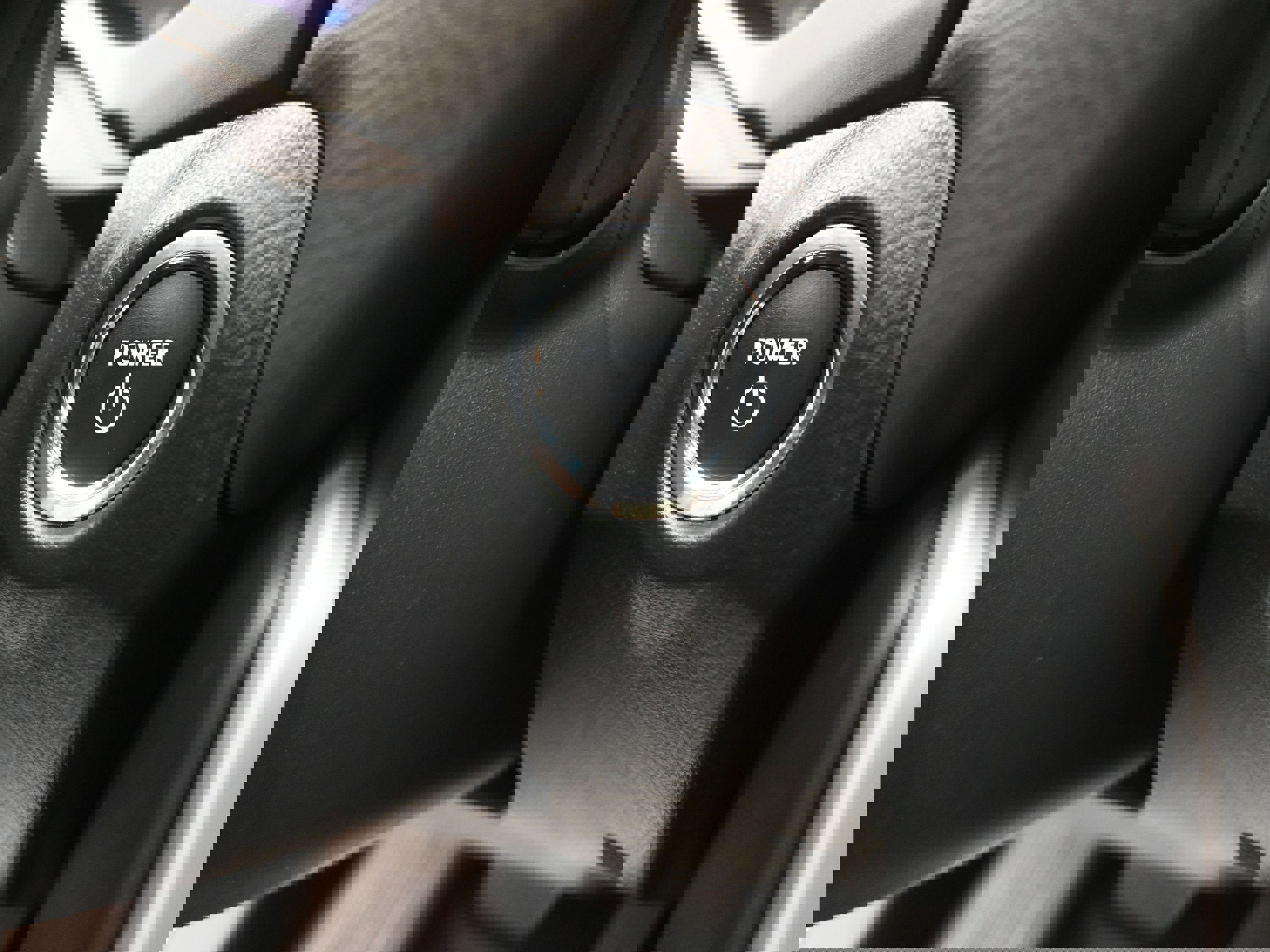 Used 2023 Toyota RAV4 SE image 17