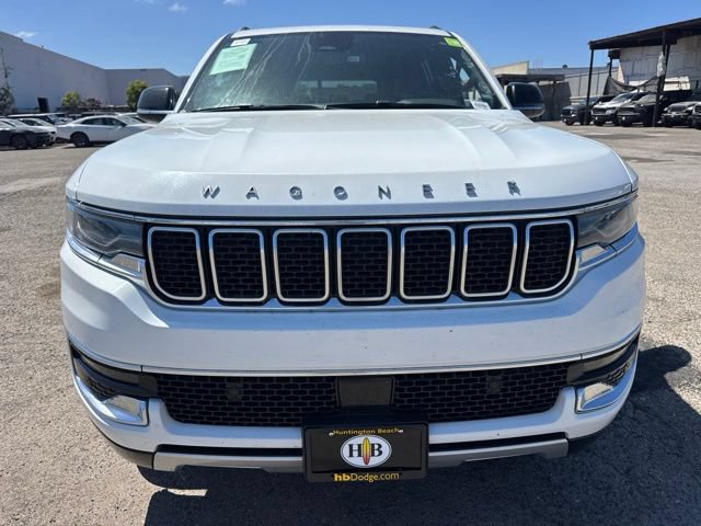 Used 2024 Jeep Wagoneer L Series II RWD image 2