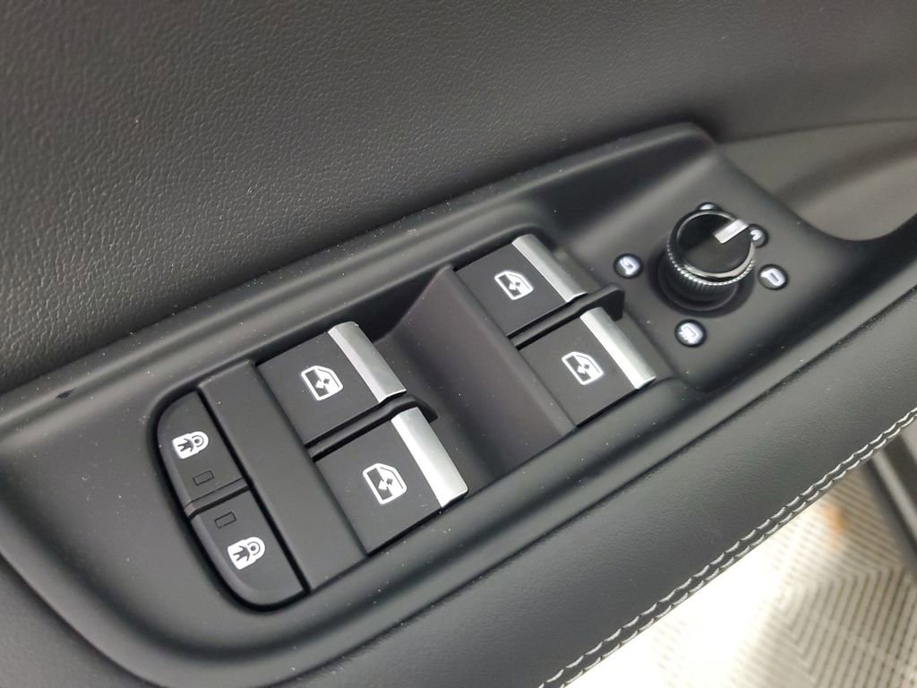 New 2026 Audi Q7 3.0T Premium Plus image 20