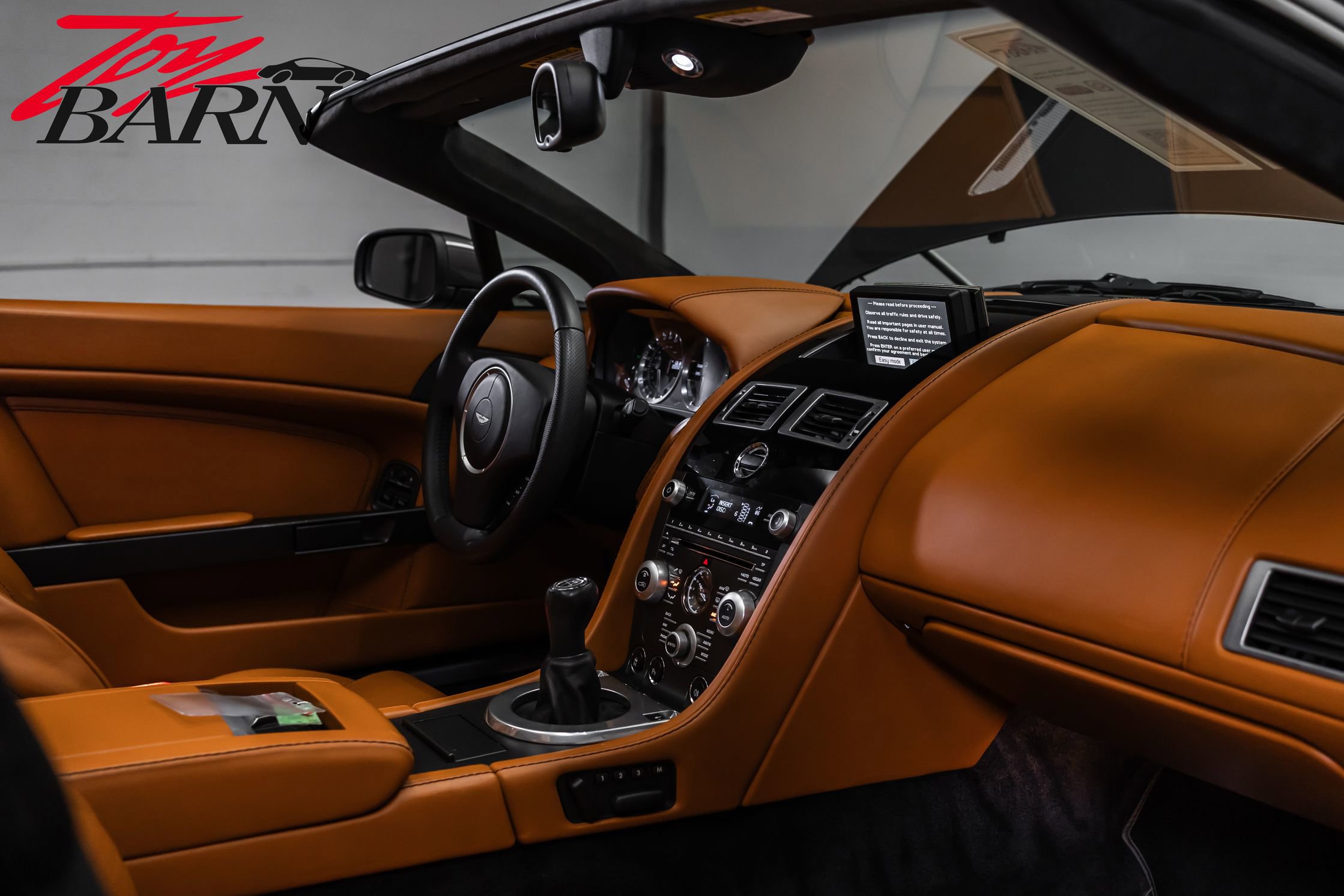 Used 2009 Aston Martin V8 Vantage Roadster RWD image 45
