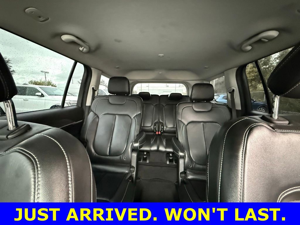 Used 2022 Jeep Grand Cherokee L Limited image 21