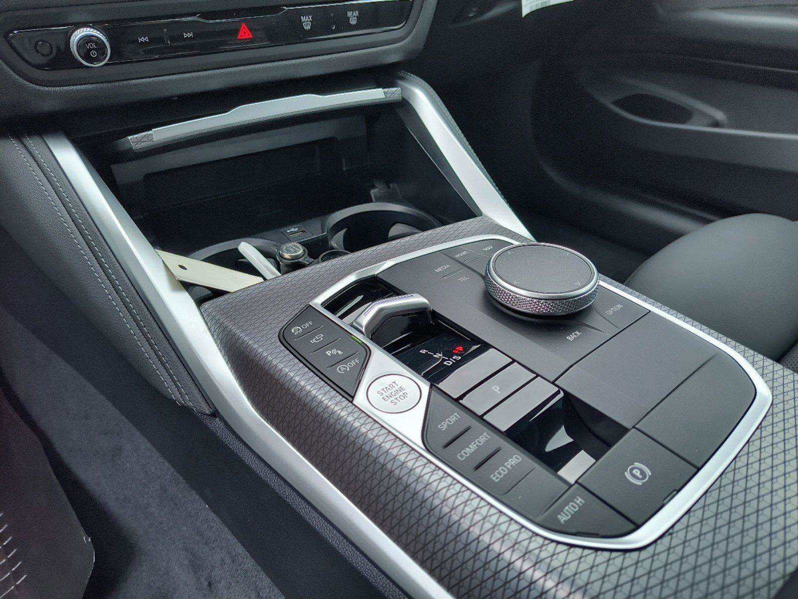 New 2025 BMW 430i Coupe w/ M Sport Package image 9