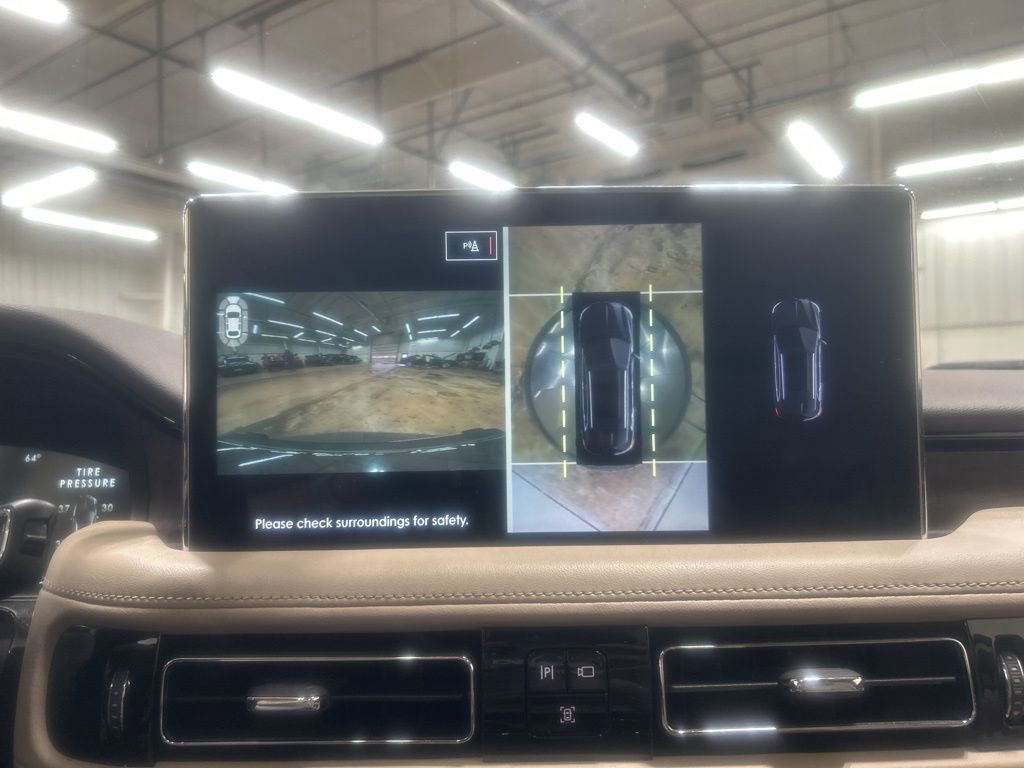 Certified 2022 Lincoln Nautilus Reserve image 22