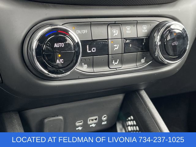 Used 2021 Chevrolet TrailBlazer LT w/ Convenience Package image 17