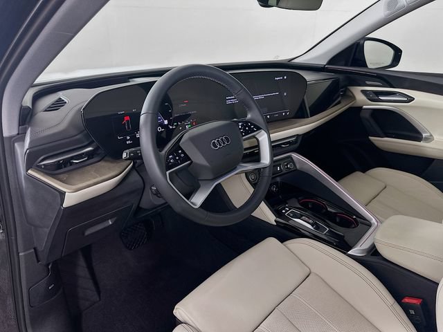 Used 2025 Audi Q5 Prestige AWD/4WD image 30