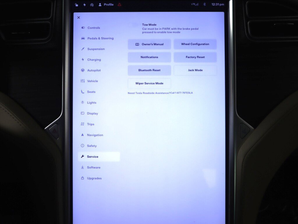 Used 2016 Tesla Model X 75D AWD/4WD image 22