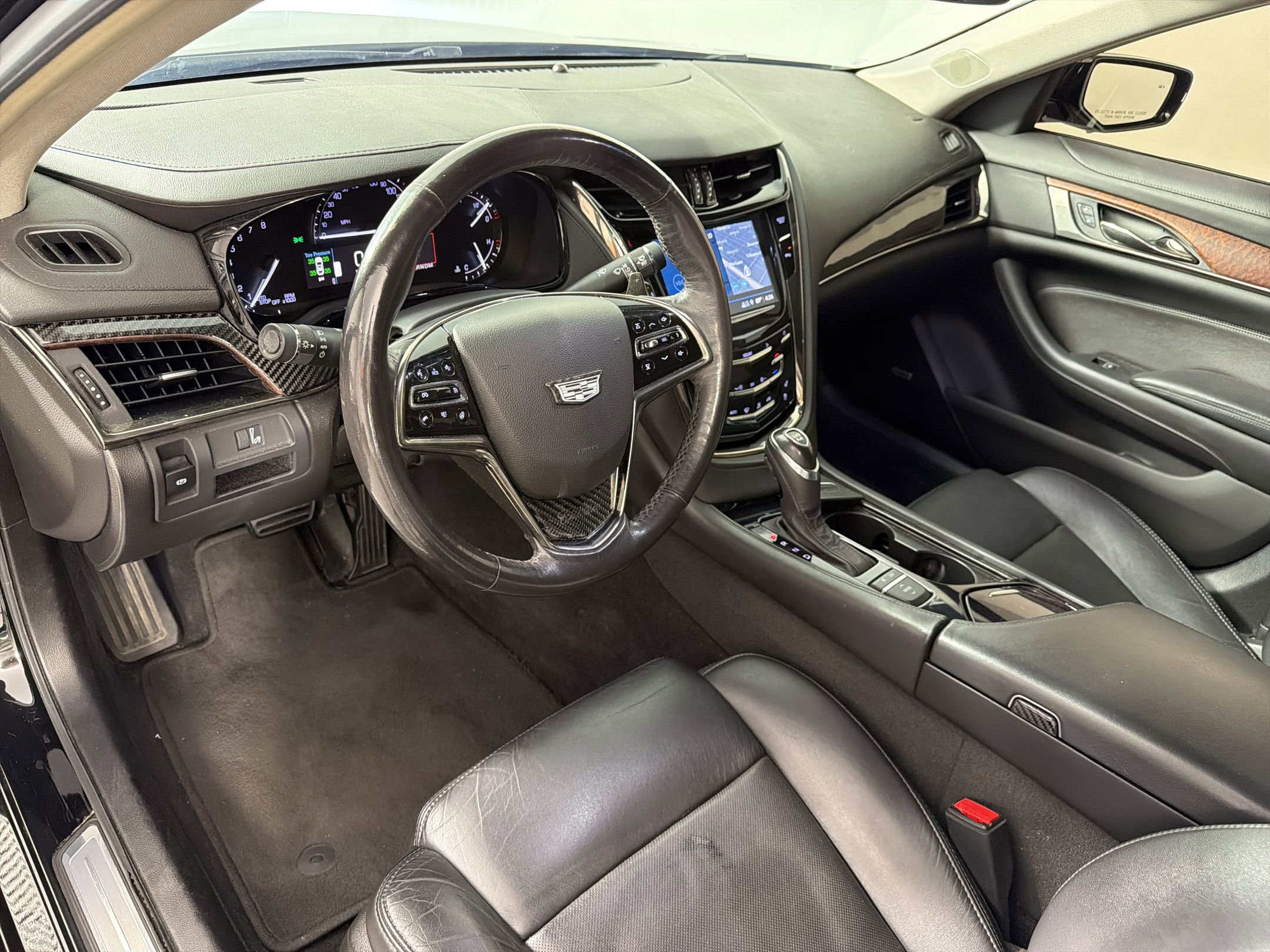 Used 2019 Cadillac CTS Luxury RWD image 4