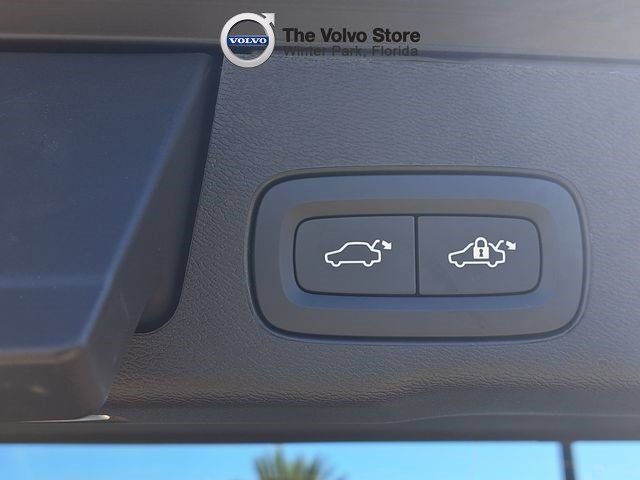 New 2026 Volvo XC60 T8 Plus w/ Protection Package Premier AWD/4WD image 11