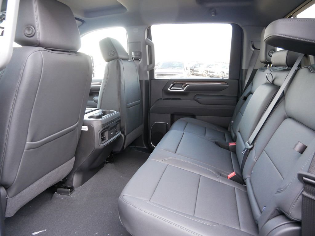 New 2026 Chevrolet Silverado 3500 LT w/ All Star Edition image 17