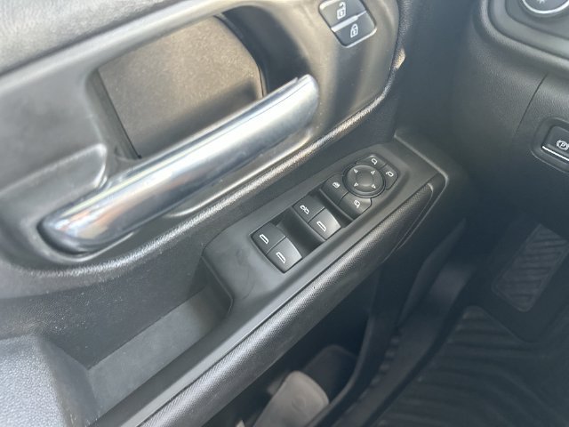 Used 2024 Chevrolet Silverado 2500 Custom AWD/4WD image 14