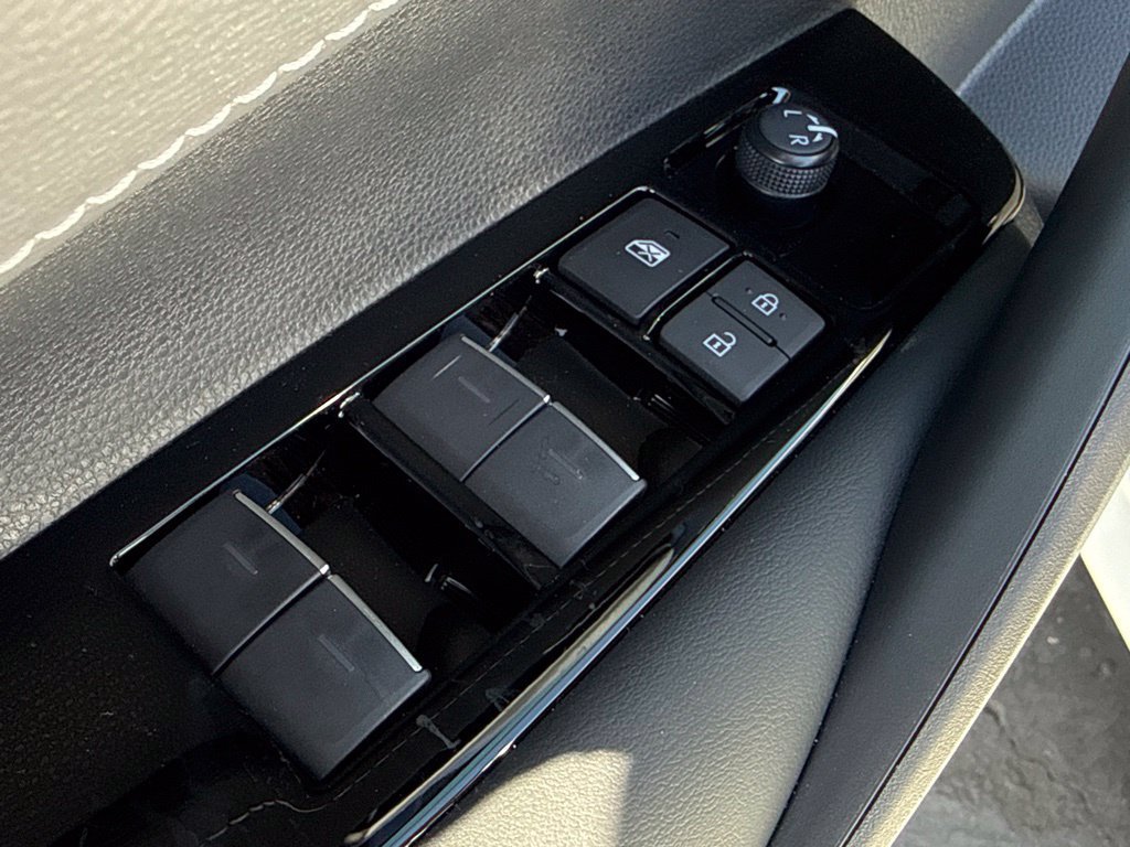 New 2027 Toyota Corolla SE FWD image 18