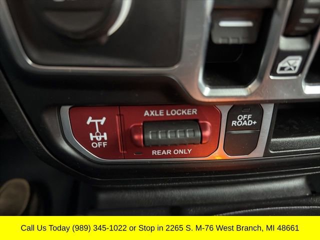 Used 2023 Jeep Gladiator Mojave w/ Cold Weather Group image 27