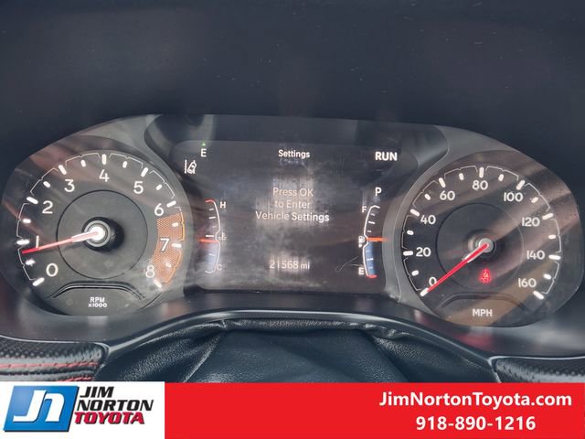 Used 2025 Jeep Compass Trailhawk image 17