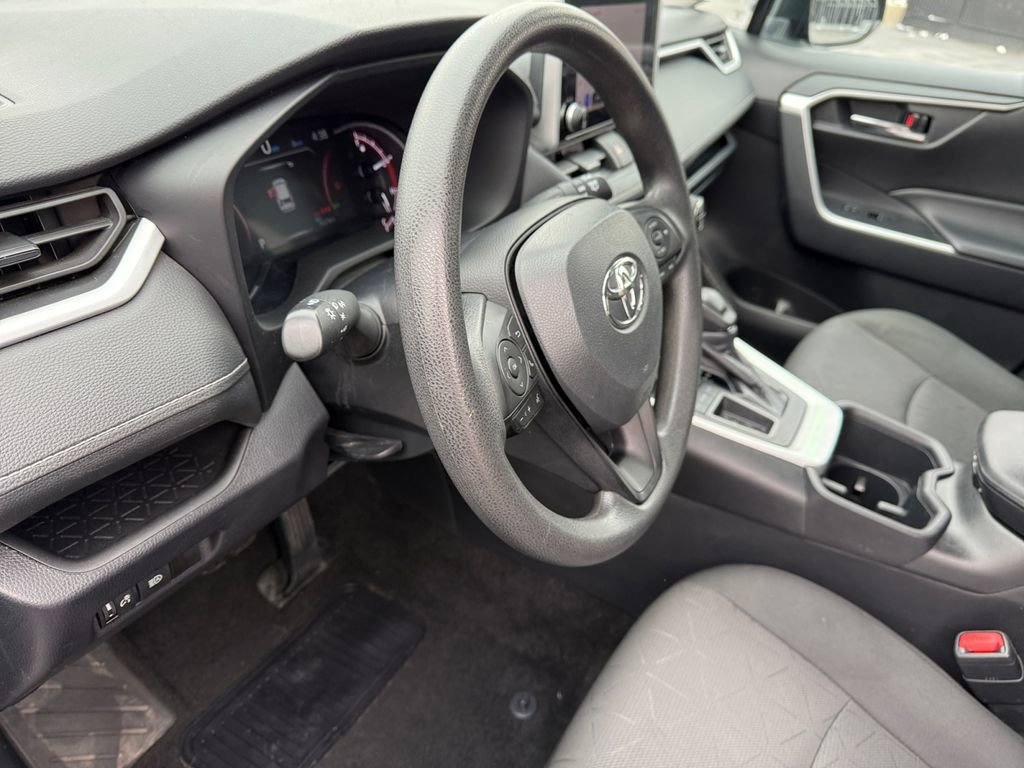 Certified 2024 Toyota RAV4 XLE image 26