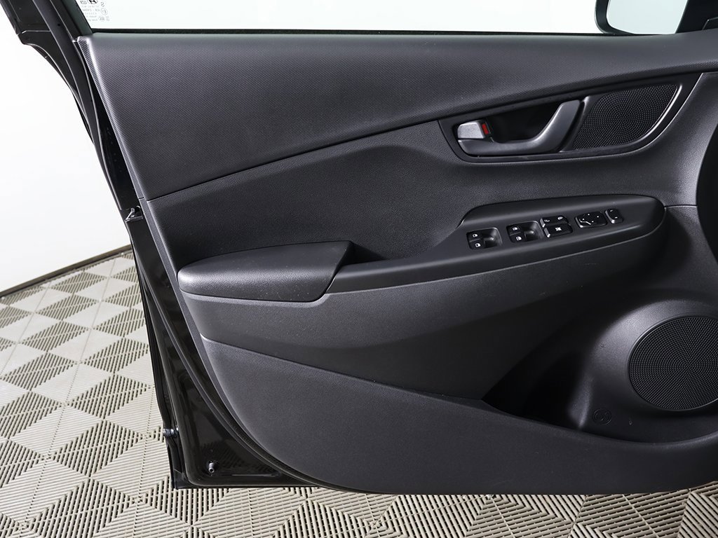 Used 2023 Hyundai Kona SEL w/ Cargo Package image 19