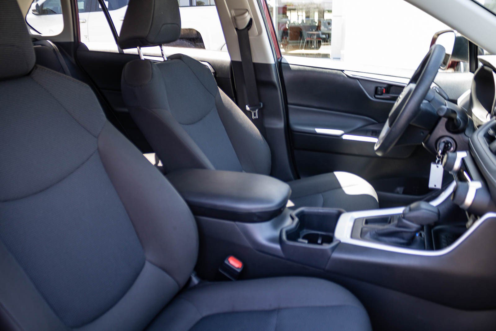 Used 2025 Toyota RAV4 LE FWD image 23