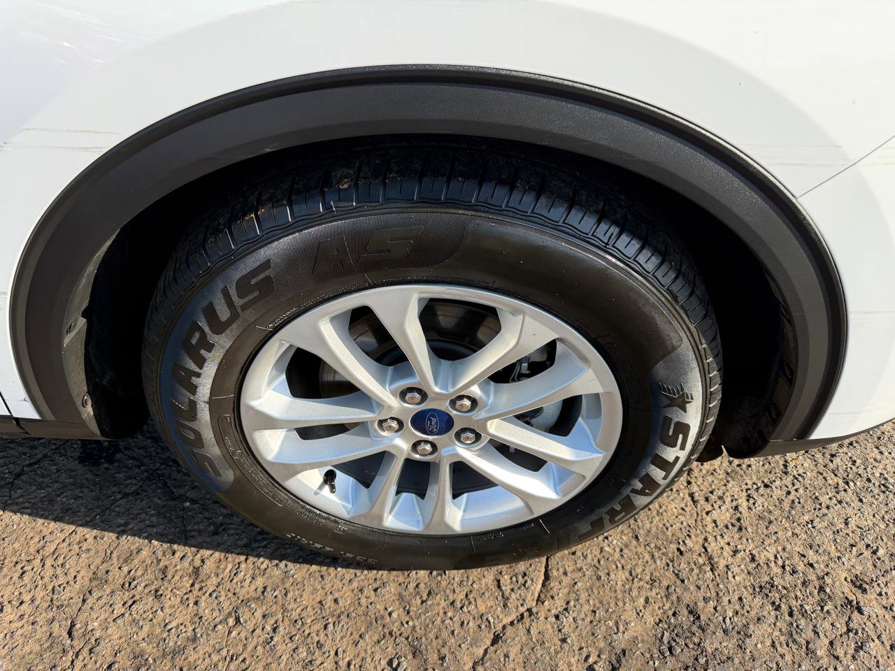 Used 2021 Ford Escape SE FWD image 30