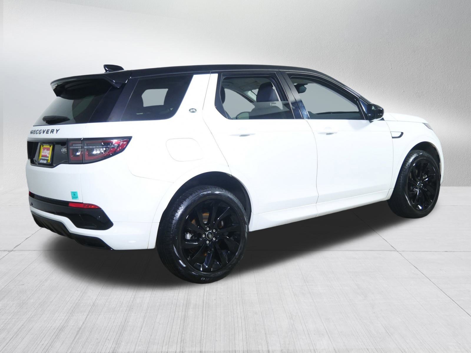Used 2022 Land Rover Discovery Sport SE R-Dynamic image 7