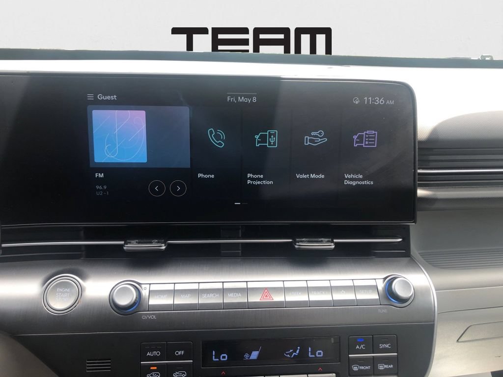 Used 2024 Hyundai Kona SEL FWD image 12
