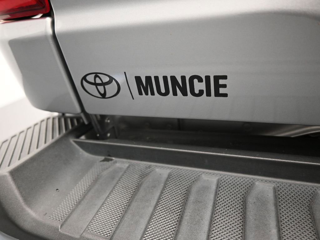 Used 2021 Ford F150 XLT w/ Equipment Group 302A High AWD/4WD image 41