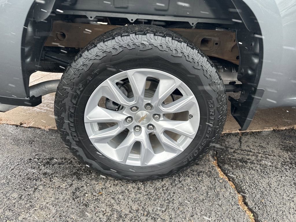 Used 2022 Chevrolet Silverado 1500 Custom image 35