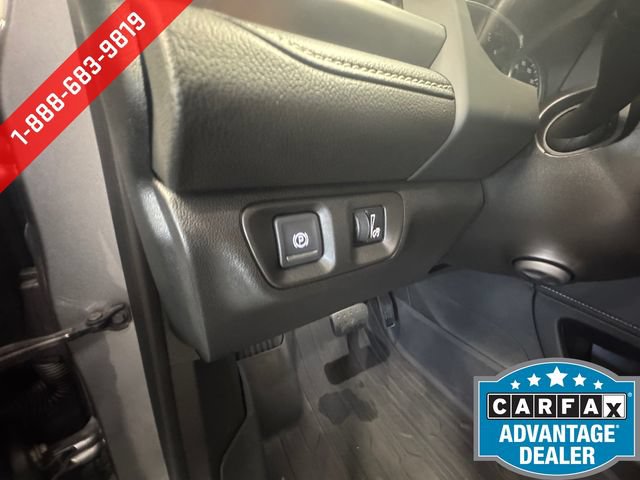 Certified 2023 GMC Acadia SLT w/ Preferred Package AWD/4WD image 23