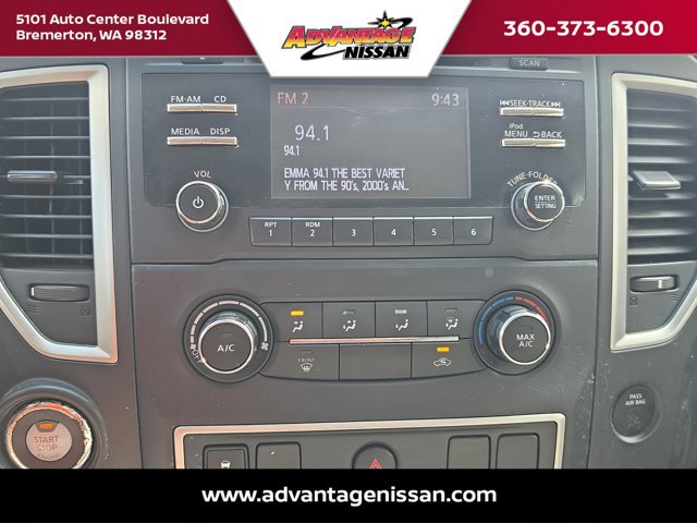 Used 2018 Nissan Titan S w/ S Utility Package AWD/4WD image 14