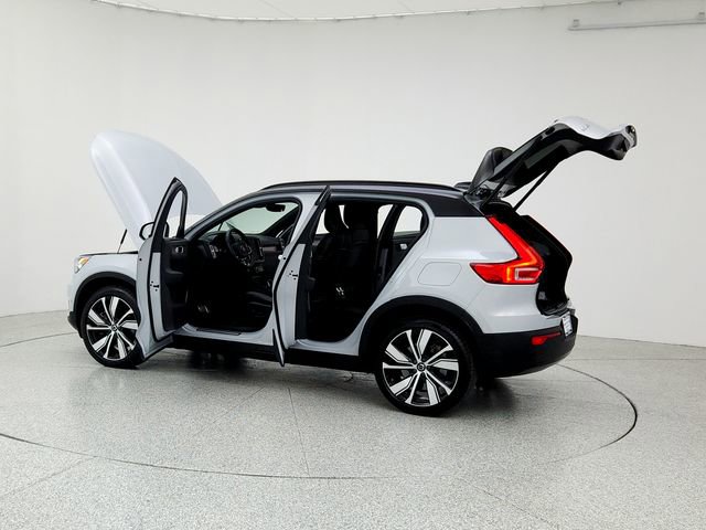 Certified 2022 Volvo XC40 P8 Recharge Plus image 12