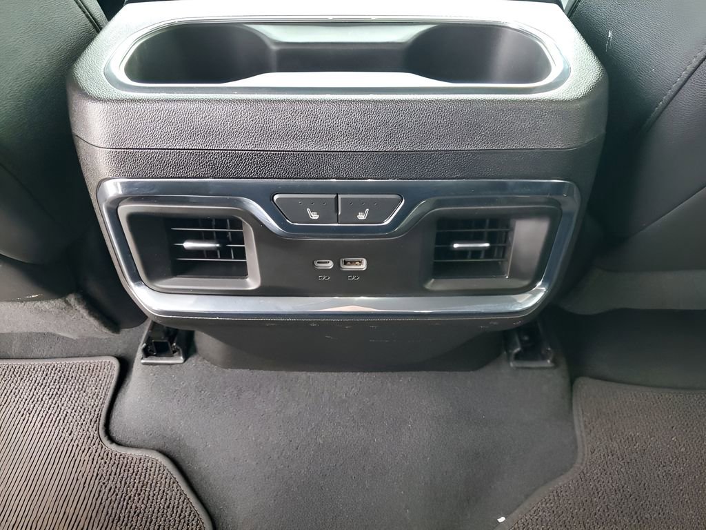 Used 2024 Chevrolet Silverado 2500 High Country w/ Midnight Edition image 22