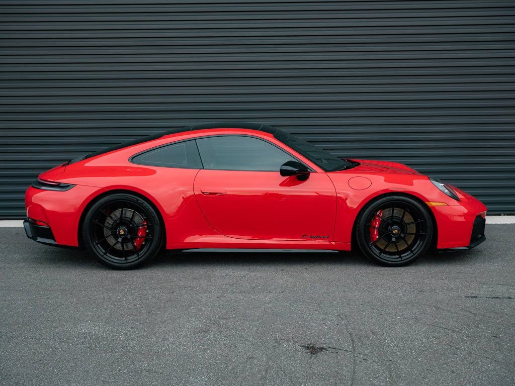 Certified 2025 Porsche 911 Carrera 4 GTS image 25