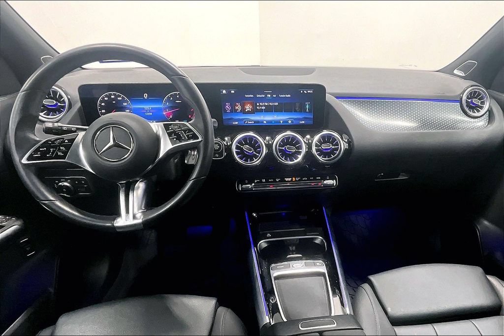 Used 2025 Mercedes-Benz GLA 250 4MATIC image 15