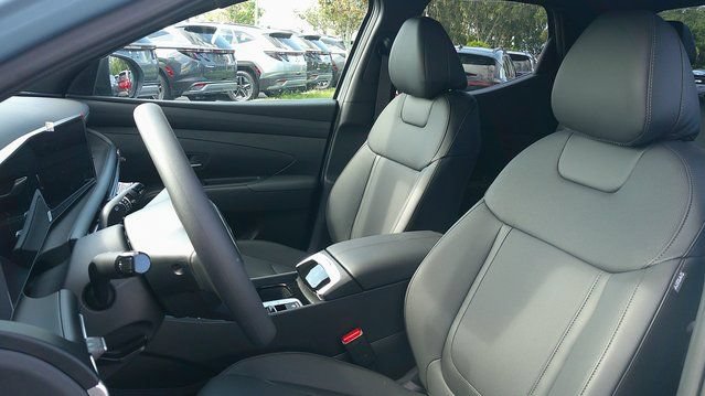 Certified 2026 Hyundai Santa Cruz SEL FWD image 5