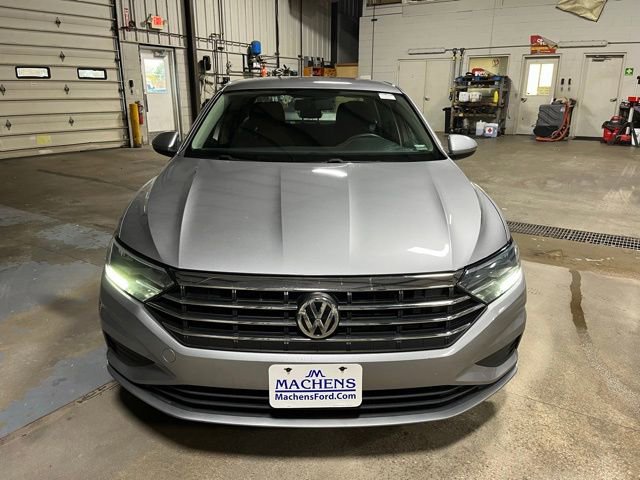 Used 2021 Volkswagen Jetta R-Line image 9