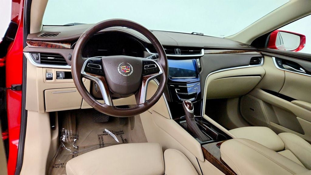 Used 2013 Cadillac XTS Luxury FWD image 13
