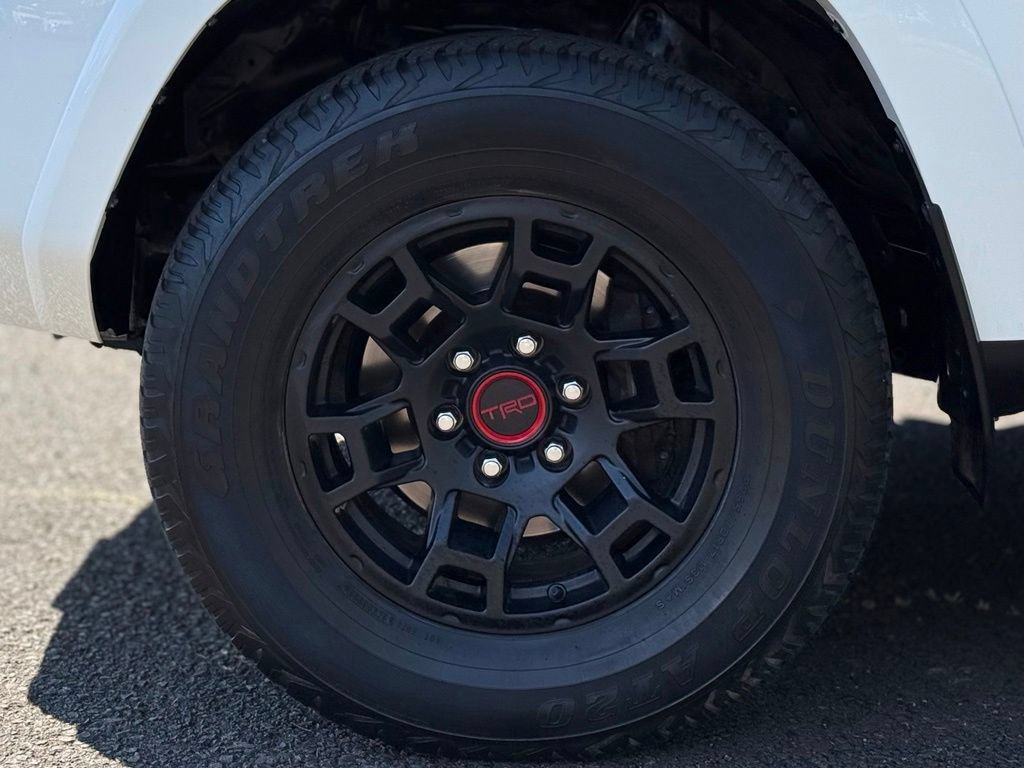 Used 2023 Toyota 4Runner TRD Off-Road AWD/4WD image 9