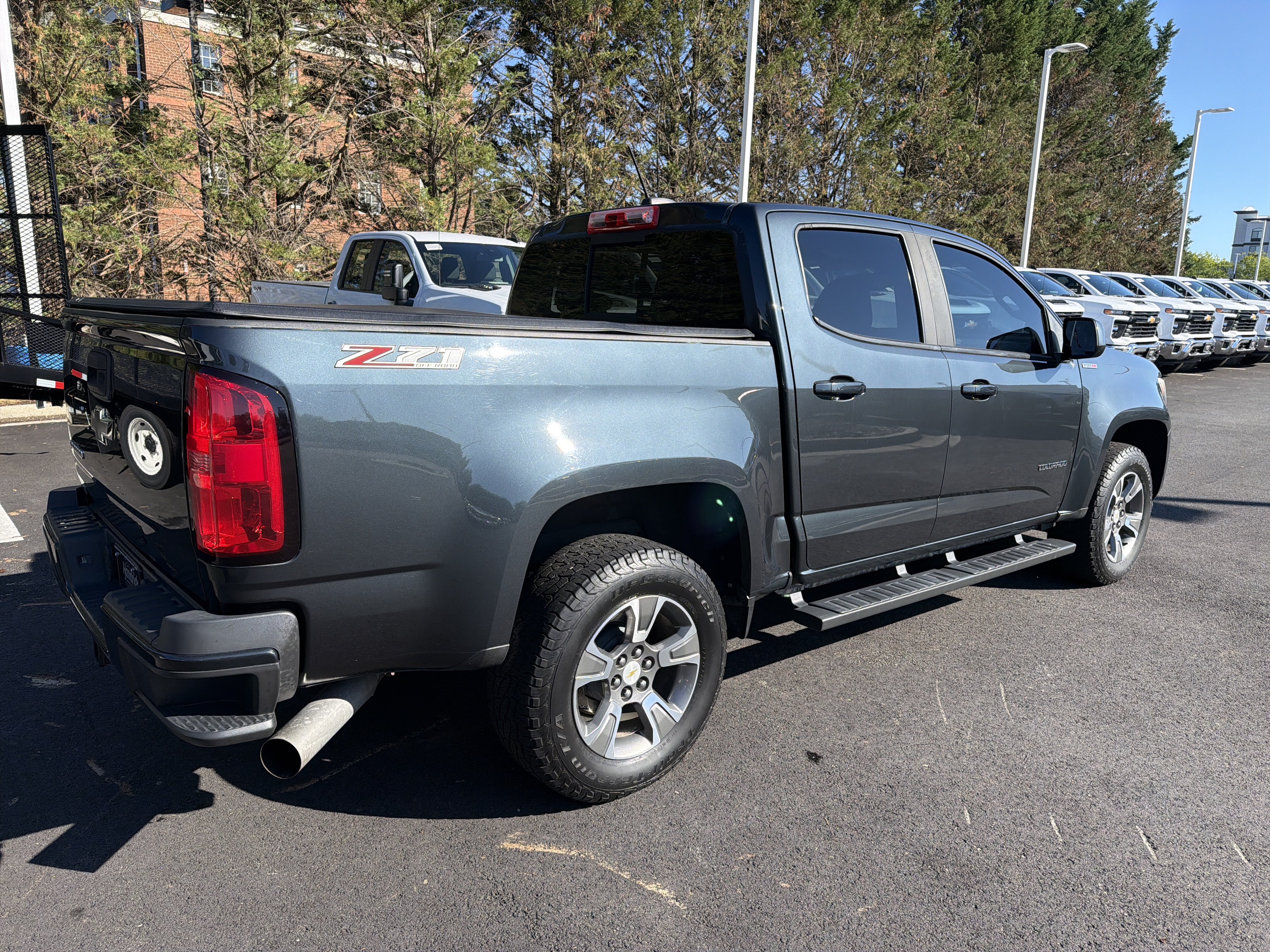Used 2018 Chevrolet Colorado Z71 RWD image 10