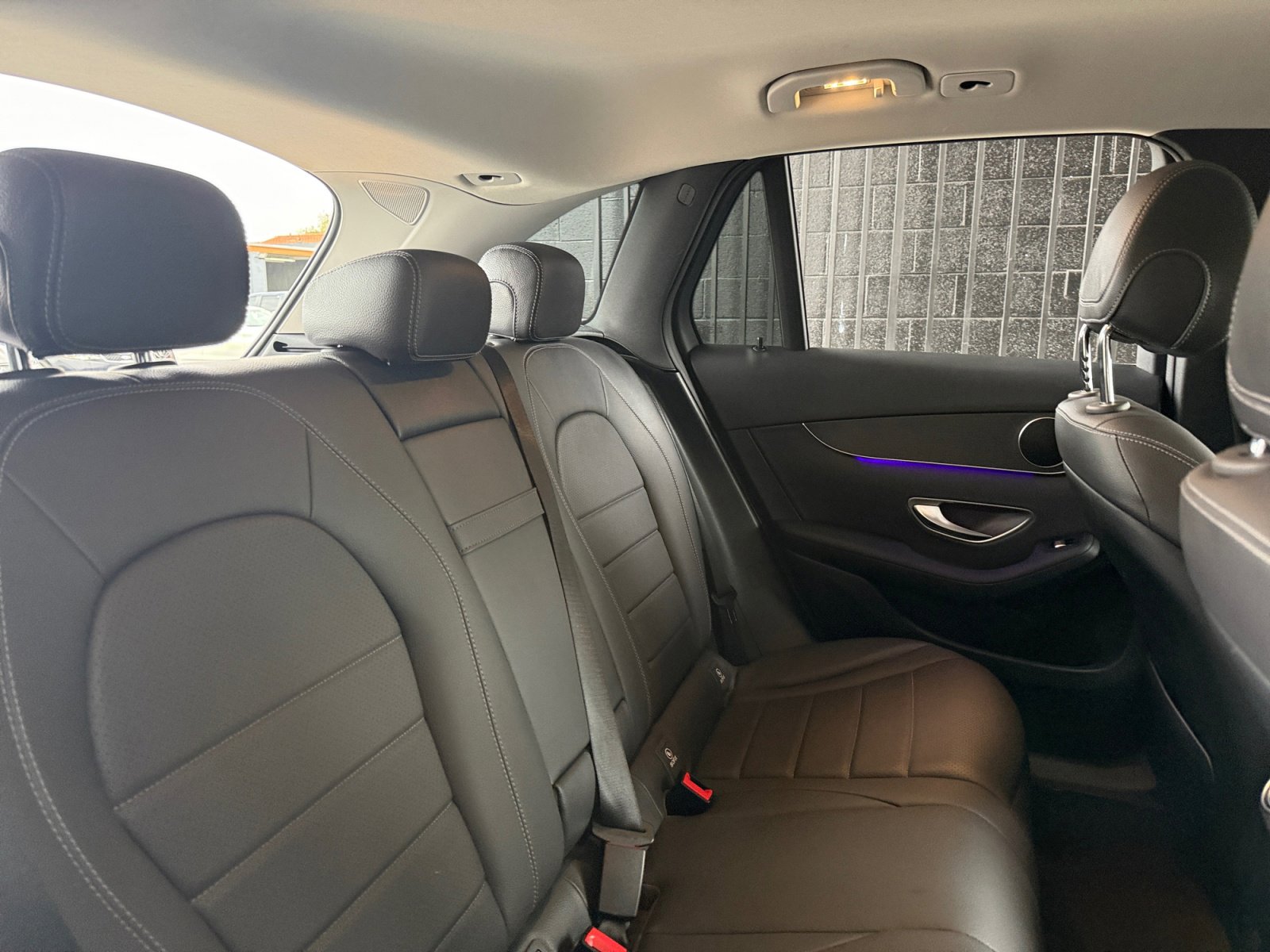 Used 2022 Mercedes-Benz GLC 300 image 18