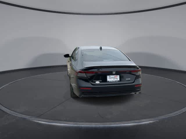 Used 2024 Honda Accord Sport image 7