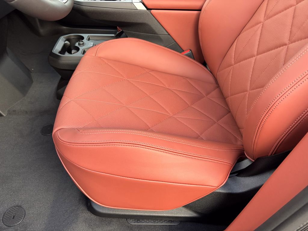 Used 2026 BMW iX xDrive45 image 16