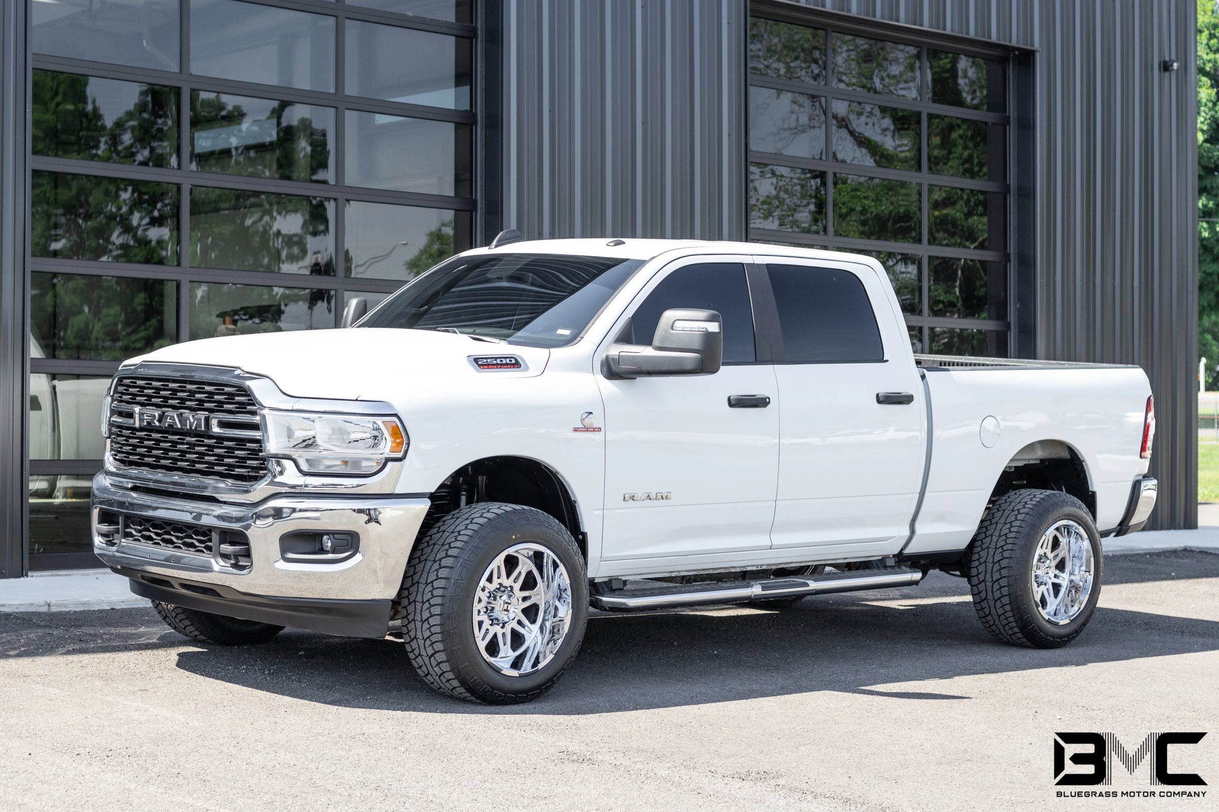 Used 2024 RAM 2500 Big Horn AWD/4WD image 2