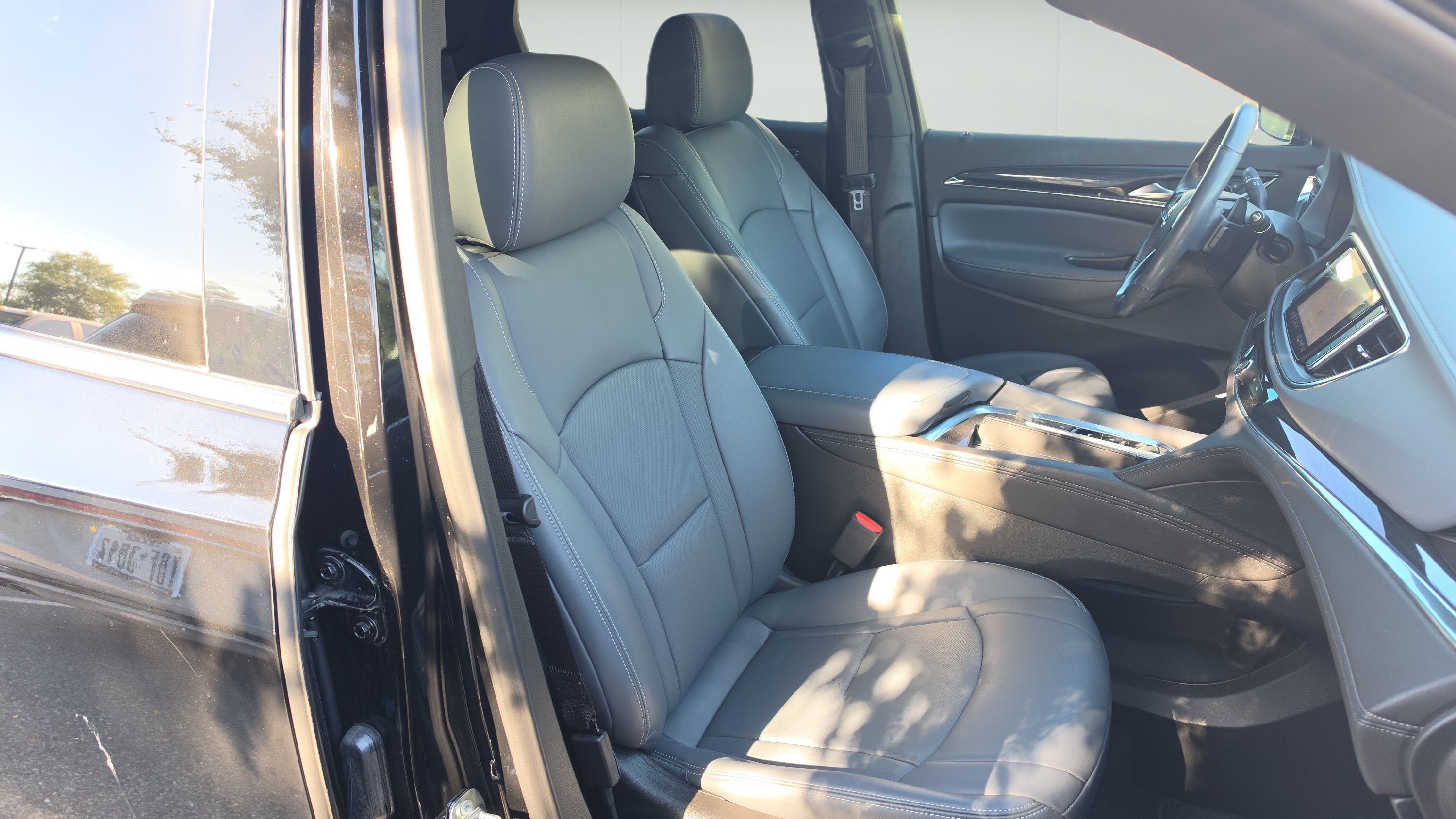 Used 2022 Buick Enclave Premium w/ LPO, Touring Package FWD image 25