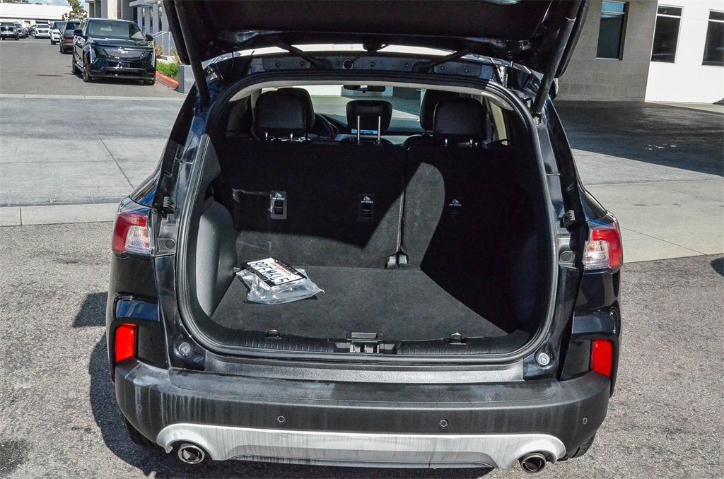 Used 2020 Ford Escape SEL image 27